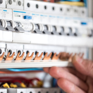 Жителя Владимирской области оставили без электричества на 13 месяцев