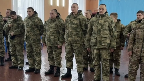 Из Владимира 15 человек отправились служить в зону СВО по контракту