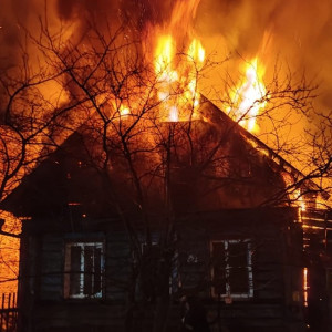 Жертвой мощного пожара в центре Владимира стал 67-летний мужчина