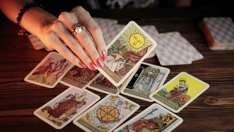 Во Владимире аферист под видом гадалки обманул женщину на 113 тыс. рублей