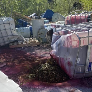 Прокуратура начала проверку из-за свалки опасных химикатов во Владимире