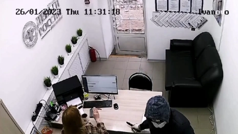 Во Владимирской области задержали серийного вооруженного налетчика