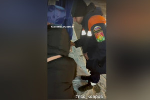 В Коврове у ребенка язык прилип к металлической стене