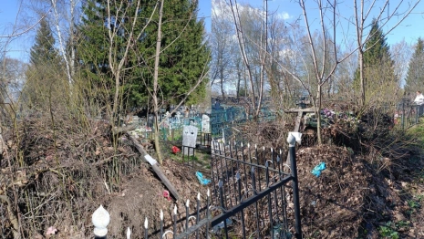 В Юрьев-Польском районе нашли незаконные участки на кладбищах