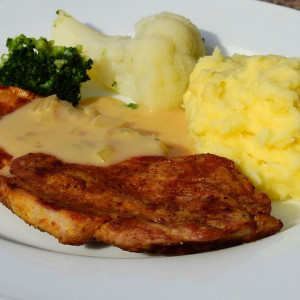 Владимирских школьников кормили просроченными продуктами