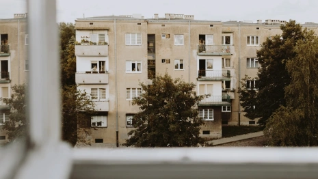 Жительница Коврова фиктивно прописала 20 мигрантов в квартире бабушки