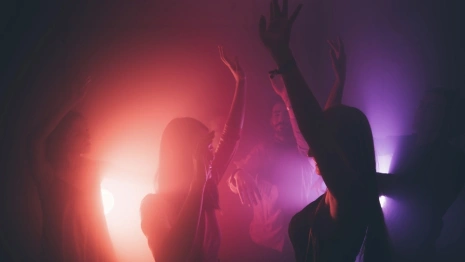 В Муроме 24-летний парень до смерти избил мигранта у ночного клуба