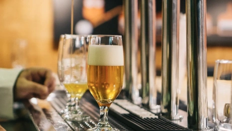 Житель Владимирской области пожаловался на шум от холодильников с пивом