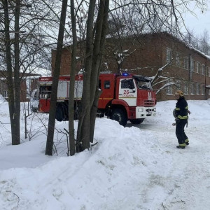 На пожаре под Суздалем эвакуировали 15 взрослых и 5 детей