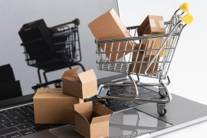 В Муроме 18-летняя менеджер маркетплейса украла косметику и интим-товары