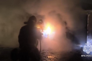 Пострадавшим при пожаре в гаражном кооперативе во Владимире оказался 14-летний ребенок