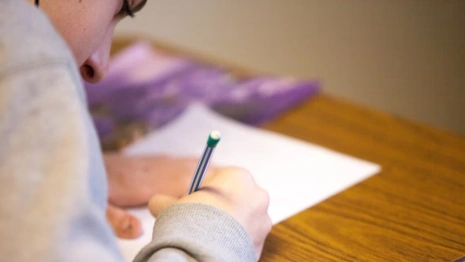 В России откроют 30 «единых окон» для помощи многодетным семьям