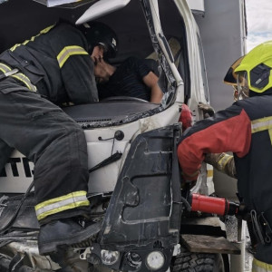 На трассе М-7 под Вязниками спасли водителя попавшего в ДТП грузовика