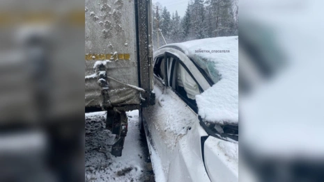 В ДТП с легковушкой и фурой на трассе М-7 под Ковровом пострадали 2 человека