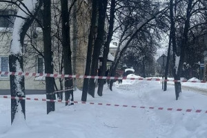 В Коврове с управляющей компании взыскали 300 тыс. рублей за падение льда на прохожую