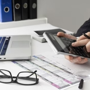 Жители Владимирской области хранят в банках 302 млрд рублей