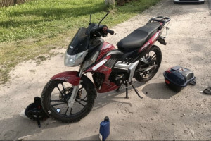 В Камешково иномарка влетела в 17-летнего парня на мотоцикле