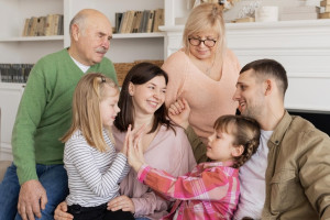 Владимирским многодетным семьям предложили пройти опрос о поддержке со стороны государства