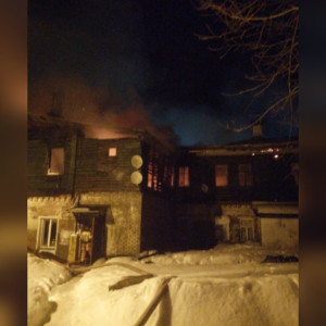 В Киржаче на пожаре в бараке спасли 4 человек