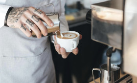 Бариста из Владимирской области подливал химию в кофе российских военных