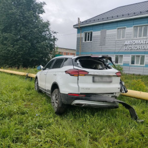 В Александрове автобус столкнулся с иномаркой: 1 человек пострадал