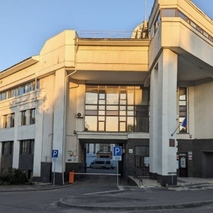 Закладчик из Лакинска попал под следствие за избиение двоих полицейских