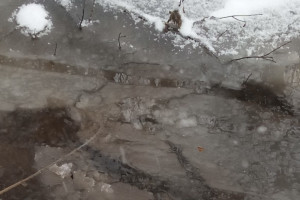 В Суздале категорически запретили выходить на лед реки Каменка