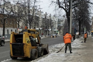 Владимирцев попросили убрать машины с пяти улиц