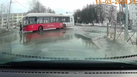 Во Владимире 85-летняя старушка умерла после ДТП с автобусом