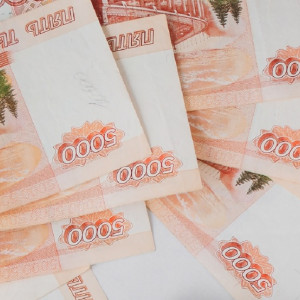 Во Владимирской области фирма выплатила бывшему сотруднику 800 тысяч рублей