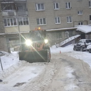 Владимирских водителей попросили убрать машины с 13 улиц на ночь