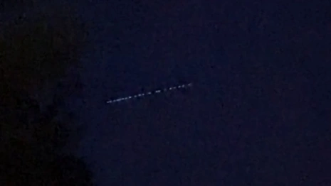 В небе над Владимирской областью заметили спутники Илона Маска