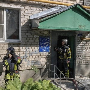 В Александрове на пожаре в многоэтажке эвакуировали 7 взрослых и 8 детей