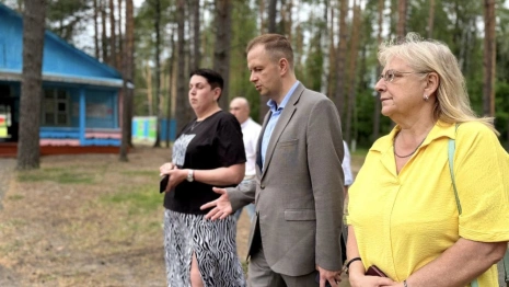 «Этого недостаточно». Депутат Госдумы оценил ремонт в детском лагере под Вязниками