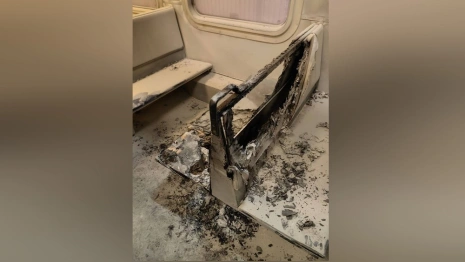 На пожаре в электричке Александров – Москва погиб человек