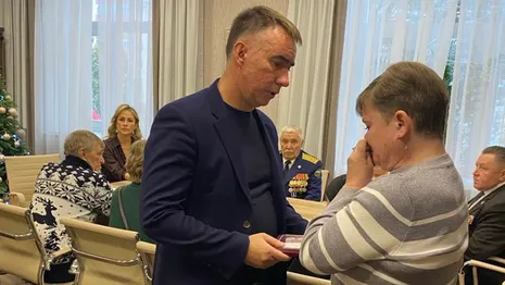 Родным погибших в СВО бойцов из Владимирской области передали Ордена Мужества