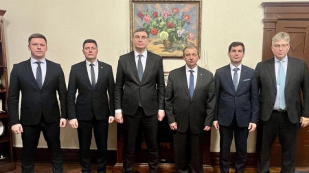 Губернатор Владимирской области улетел в Китай