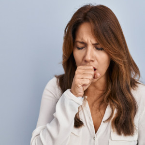 Коклюш: что это за болезнь и кто в зоне риска