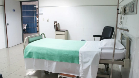 Во Владимире 8-летнюю девочку с гноем в легких перевели из реанимации