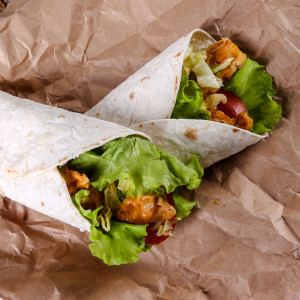 «Даже встать не мог». Что рассказал один из 56 отравившихся шаурмой во Владимире