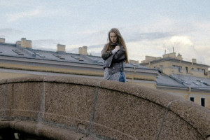 В Коврове очевидцы спасли девушку от прыжка с моста