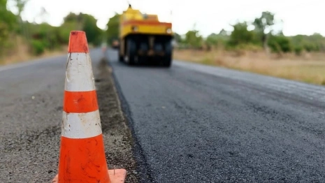 Во Владимирской области дорожники заплатят за трещины на легковушке