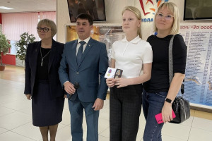 В Коврове 5-классница помогла спасателям потушить загоревшийся дачный дом