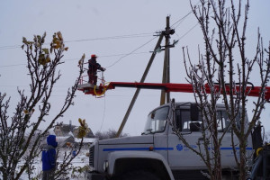 Во Владимирской области из-за ледяного дождя без света остались два района 