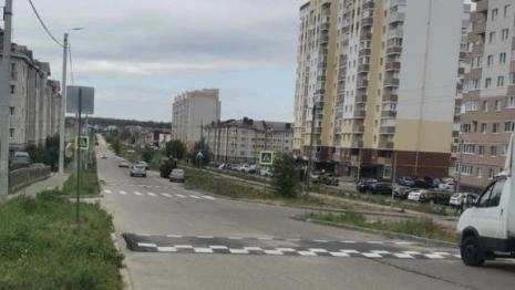 Во владимирском микрорайоне Юрьевец рядом со школой установили лежачие полицейские