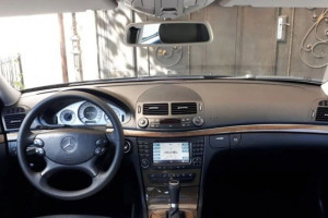 СМИ: сотрудники ФСБ и ГИБДД «отжали» Mercedes у жителя Владимирской области