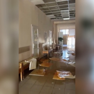 В Кольчугино в поликлинике с потолка хлынул кипяток