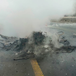 Во Владимирской области на М-12 загорелась легковшука