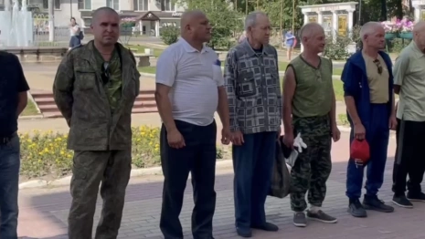 19 добровольцев из Владимира уехали на фронт по контракту