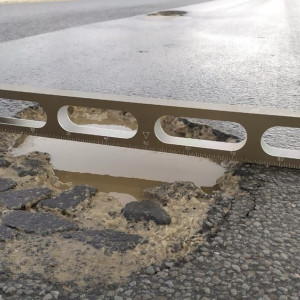 В Гороховце 15 автомобилистов прокололи шины после наезда на ямы на трассе М-7